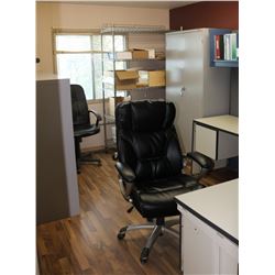 OFFICE #3: L-SHAPE DESK, MONITOR, DIVIDER WALLS