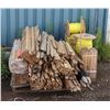 Image 2 : 4 PALLETS OF MISC: METAL, TARPS, WOOD & MORE