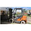 Image 2 : 2017 Doosan D30S Forklift - Needs Repair