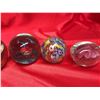 Image 4 : 9 Different Glass decorative paper weights