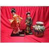 Image 1 : Pair of Oriental Figures, Presentation Pieces With Asian Vase