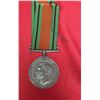 Image 2 : World War 2 Full Size Defense Medal