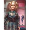 Image 2 : Vintage 1999 Hollywood Barbie. Sealed in Box
