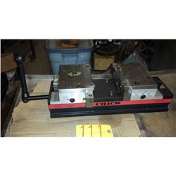 Chick Self Centering Vise 8''