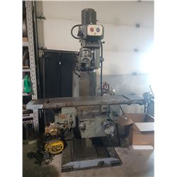 TOS Milling Machine with integrated Feed on All Axe 550v