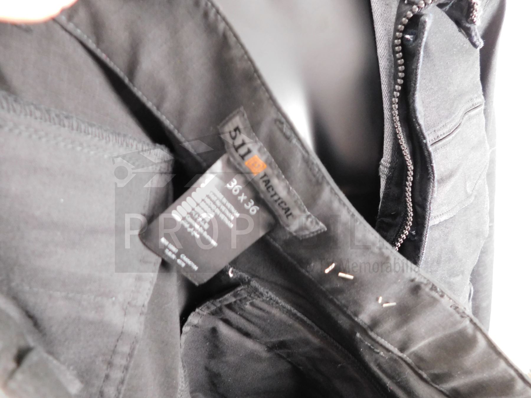 Kin - Cleaner's Jacket and Pants (0044)