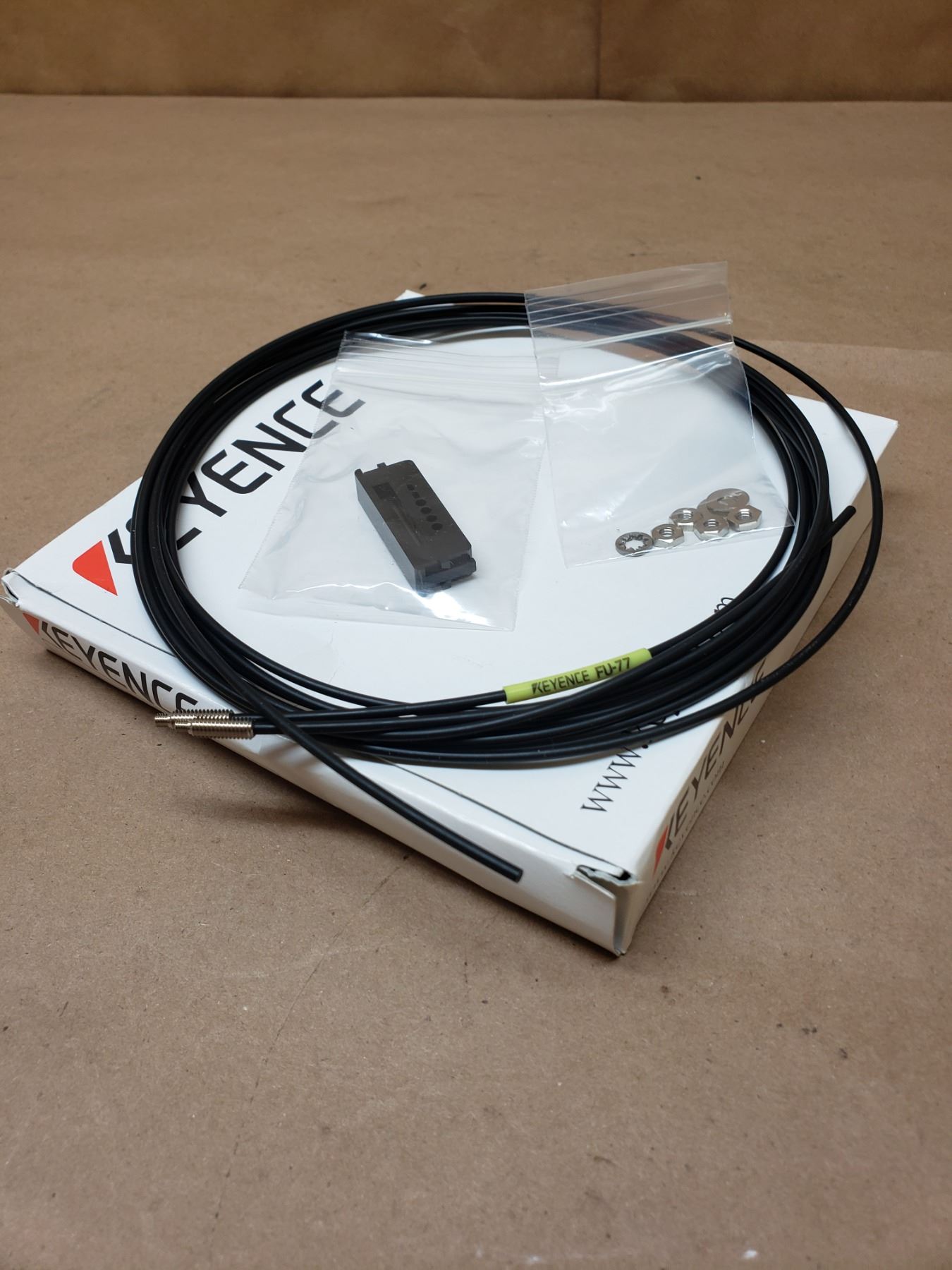 Keyence FU-77 Fiber Optic Sensor - BTM Industrial