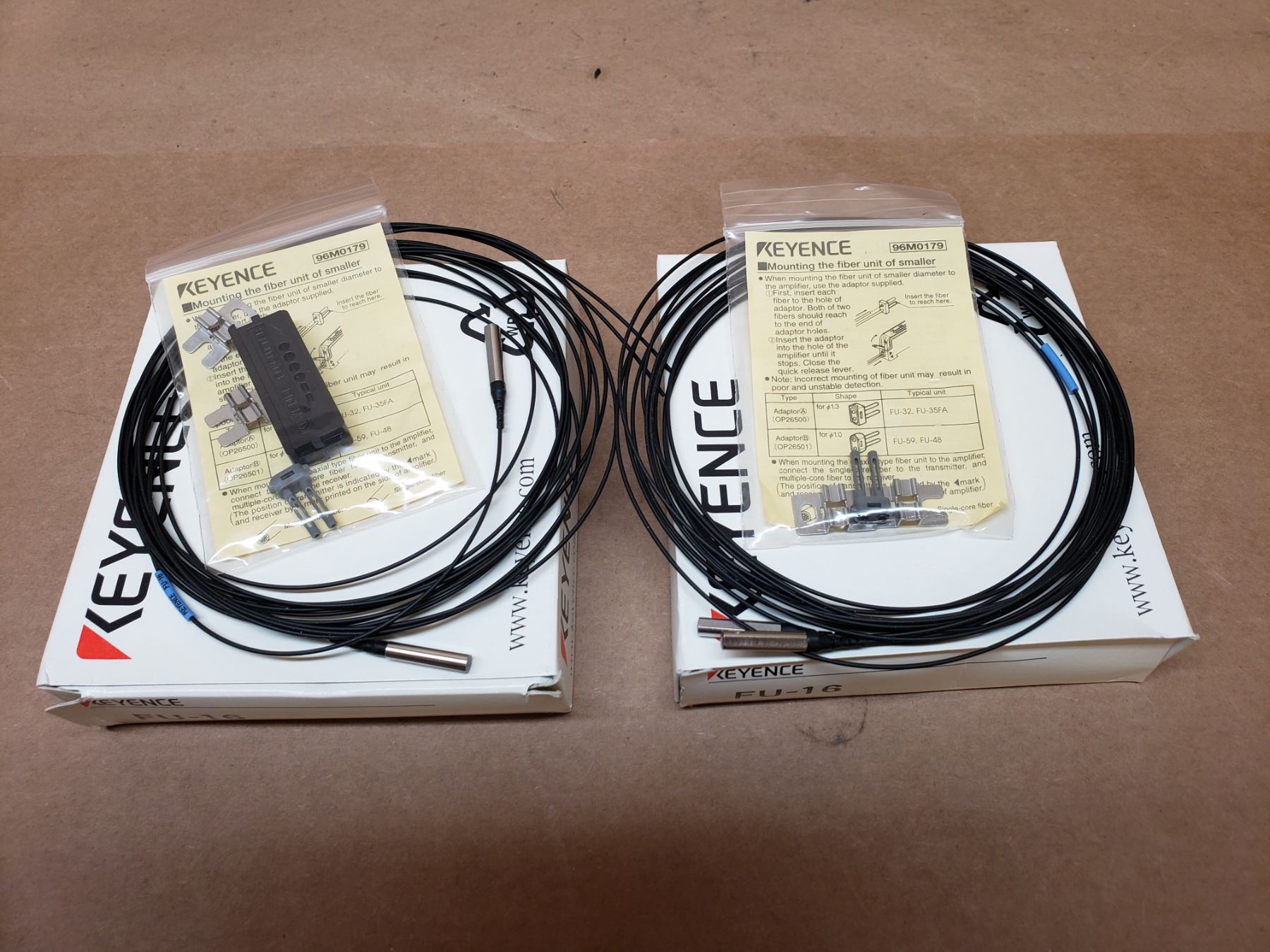 (2) Keyence FU-16 Fiber Optic Sensor