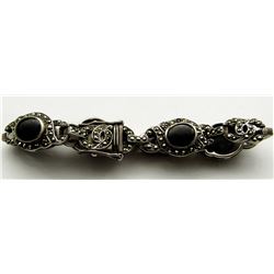 ANTIQUE STERLING 7" BRACELET WITH ONYX STONES