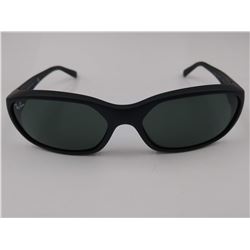 PAIR OF AUTHENTIC RAY-BAN SUNGLASSES