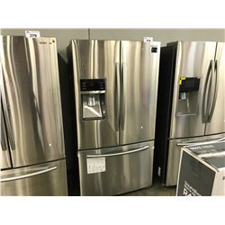 SAMSUNG STAINLESS STEEL FRENCH DOOR REFRIGERATOR WITH WATER/ICE DISPENSER