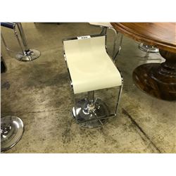 WHITE & CHROME FORTUNA PNEUMATIC BAR STOOL