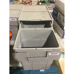 Richelieu Pull-out Waste Bin
