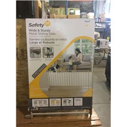 Safety 1st Wide and Sturdy Metal Sliding Gate