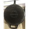 Image 2 : Artisanal Kitchen Supply Cast Iron Skillet