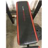 Image 2 : Cap Strength Weight Bench with weights