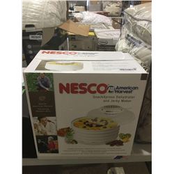 NescoSnackXpress Dehydrator and Jerky Maker