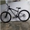 Image 1 : BLACK SPECIALIZED BIKE