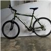 Image 1 : GREEN ROCKY MOUNTAIN BIKE