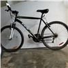 Image 1 : BLACK CCM BIKE