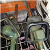 Image 2 : 2 ELECTRIC HEDGE TRIMMERS