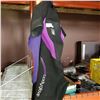 Image 2 : 2 WETSUITS - BARE SKIN AND BODY GLOVE