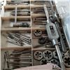 Image 2 : TRAY OF TAPS AND DIES
