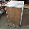Image 1 : MAGIC CHEF 110V RV FRIDGE