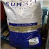 Image 2 : 28LB SUMMIT DOG FOOD