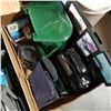 Image 3 : LOT OF 3 BOXES OF ESTATE ITEMS