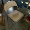 Image 2 : 3 FOLDING MICROFIBER SEAT CHAIRS