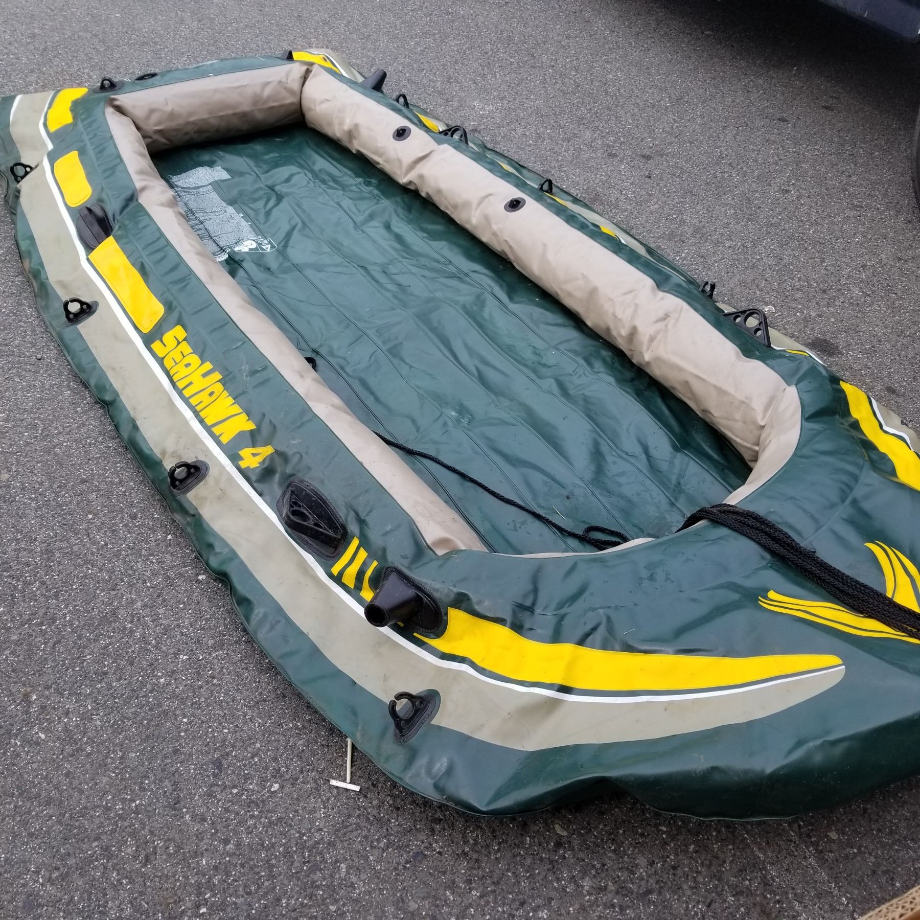 SEAHAWK 4 INFLATEABLE RAFT - Big Valley Auction