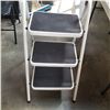 Image 2 : 3 STEP LITE LADDER