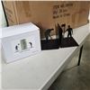 Image 1 : BOX OF GOLF BOOK ENDS