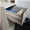 Image 3 : HON 4 DRAWER FILING CABINET