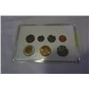 Image 2 : 2010 CANADIAN YEAR SET WITH SPECIAL LOONIE