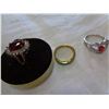 Image 3 : 6 LADIES DINNER RINGS AND 2 PAIRS OF EARRINGS