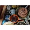 Image 2 : TRAY OF VARIOUS POTTERY