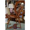 Image 2 : WOOD SPINNING WHEEL