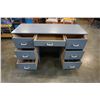 Image 3 : GREY DOUBLE PEDESTAL DESK
