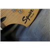 Image 3 : SQUIRE FENDER STRAT ELECTRIC GUITAR