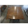 Image 2 : VINTAGE OAK END TABLE