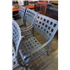 Image 3 : 6 BLACK CAST METAL PATIO CHAIRS