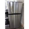 Image 1 : INSIGNIA BLACK AND STAINLESS FRIDGE