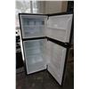 Image 5 : INSIGNIA BLACK AND STAINLESS FRIDGE