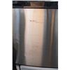 Image 2 : STAINLESS AND BLACK IGLOO BAR FRIDGE