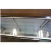 Image 3 : 5FT x 3FT x 1FT GLASS DISPLAY CASE W/ SHELVES