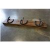 Image 2 : HORSE SHOE COAT RACK