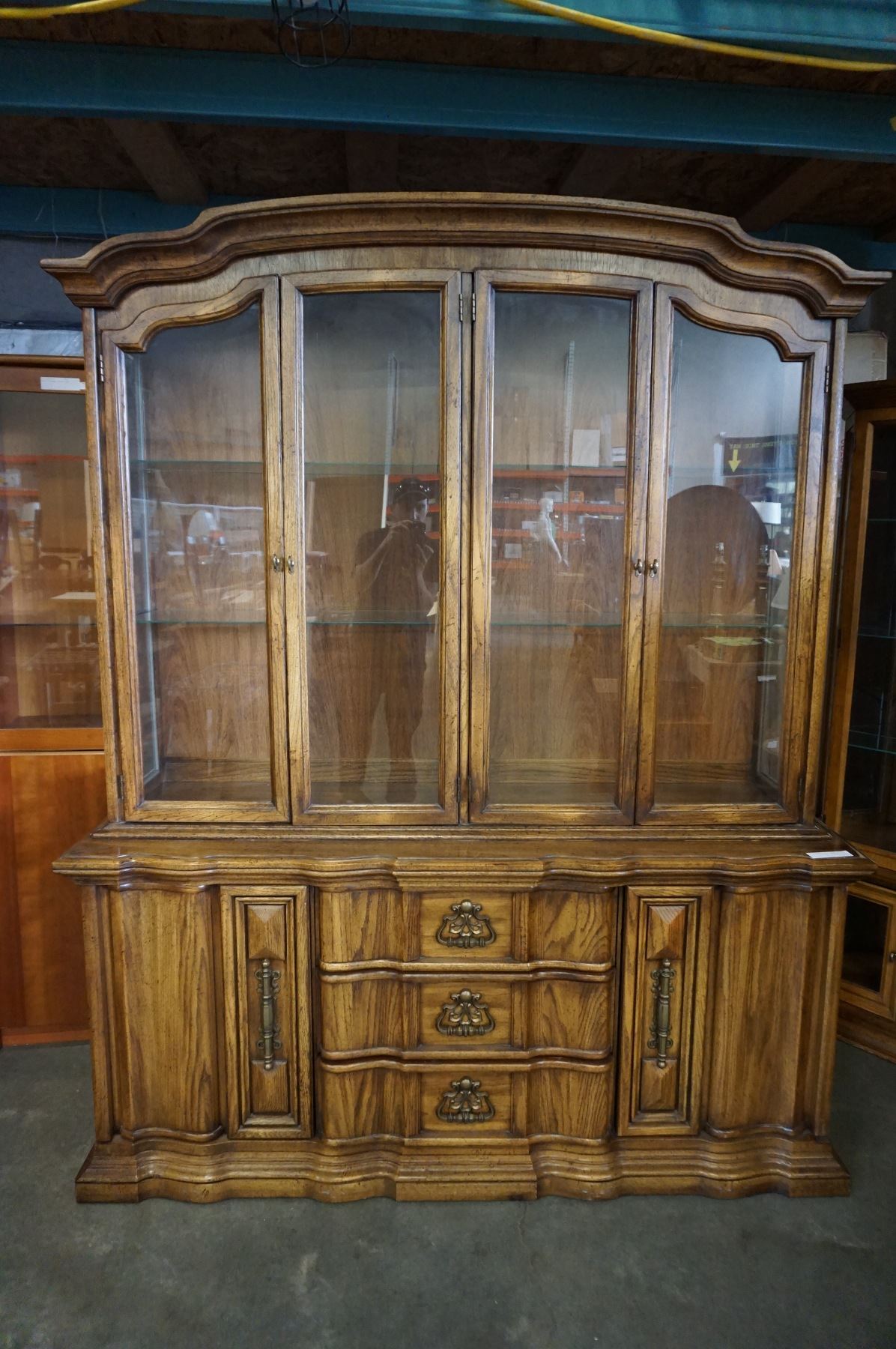 OAK 2 PIECE CHINA Big Valley Auction