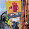 Image 2 : TOASTMASTER 1.7L RED KETTLE AND TOASTMASTER 5 CUP COFFEE MAKER - WORKING